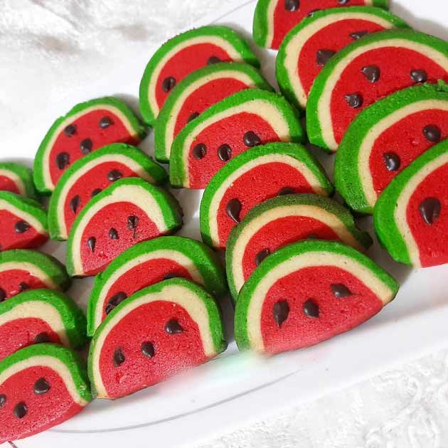طرز تهیه کوکی هندوانه ای ساده و خوشمزه ویژه شب یلدا طرز تهیه کوکی هندوانه ای ساده و خوشمزه ویژه شب یلدا