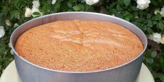 طرز تهیه کیک اسفنجی ساده و خوشمزه با پف زیاد 