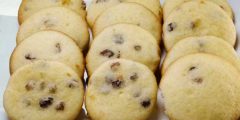 طرز تهیه شیرینی کشمشی ترد و نرم خوشمزه به روش قنادی