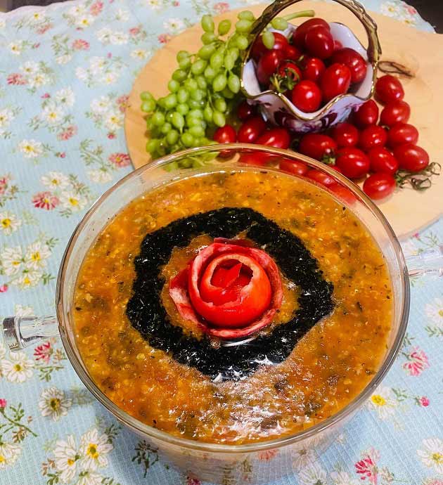 طرز تهیه آش گوجه فرنگی خوشمزه و خانگی به روش تبریزی