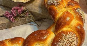 طرز تهیه نان گیسو خوشمزه و خانگی در فر برای صبحانه